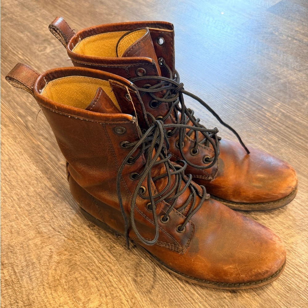 Well loved Frye Women's Veronica Flex Leather Combat Boots-Reddish Brown; 8 B